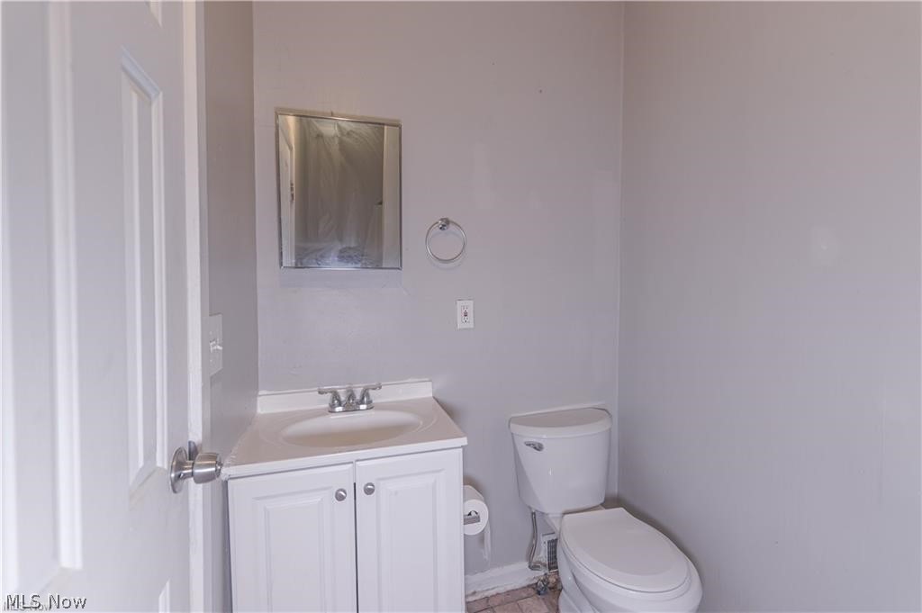 13512 Edgewood Avenue