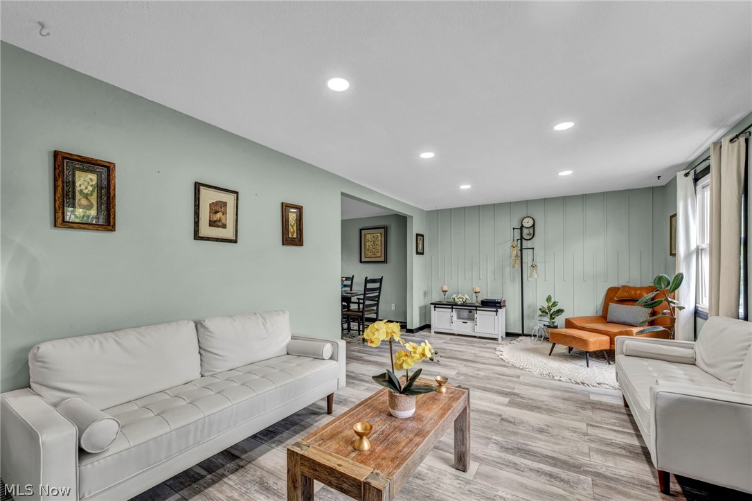 498 Bath Hills Boulevard