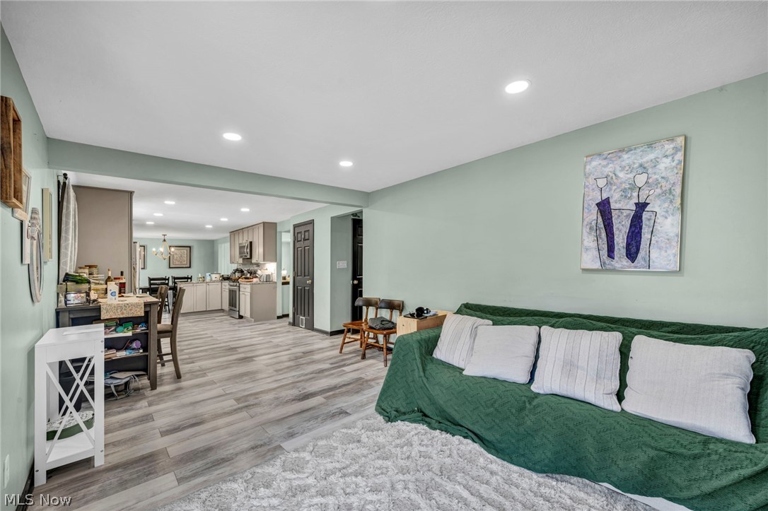 498 Bath Hills Boulevard