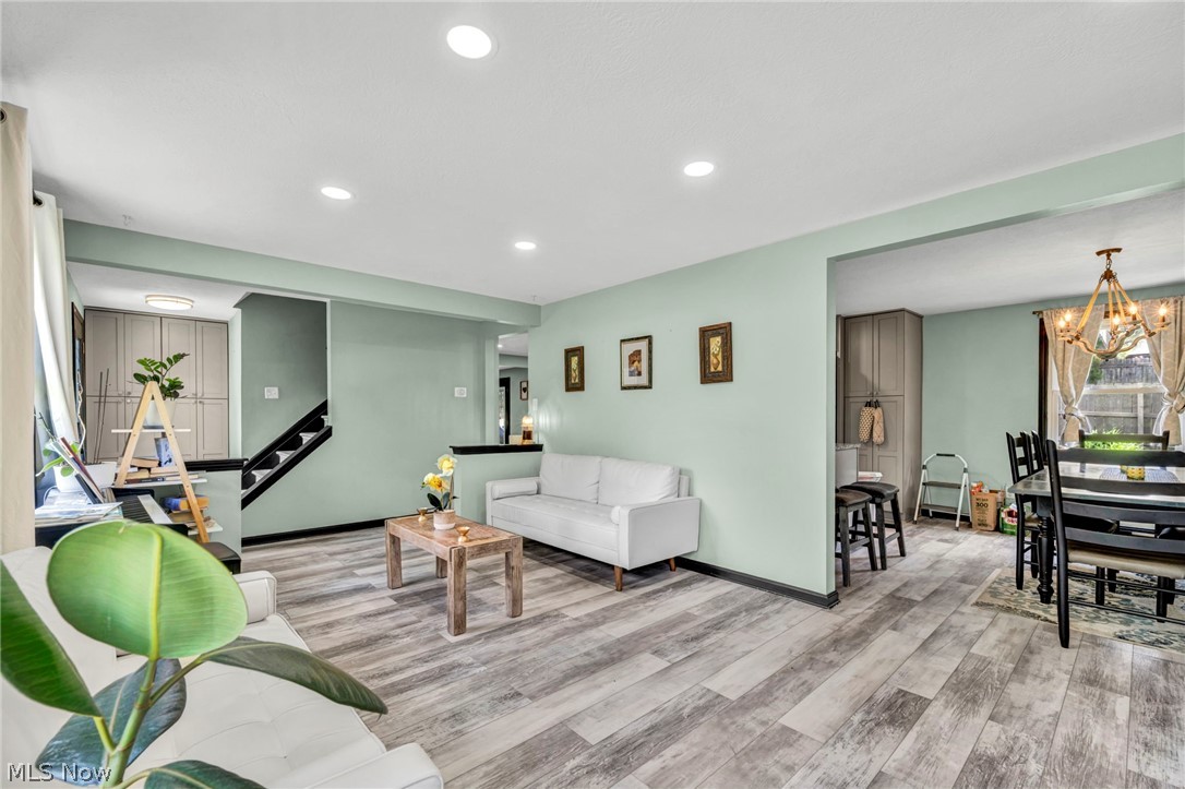 498 Bath Hills Boulevard