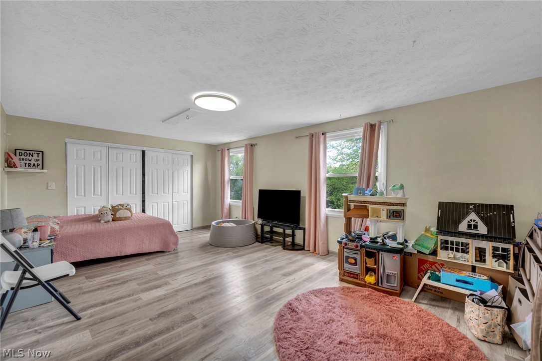 498 Bath Hills Boulevard