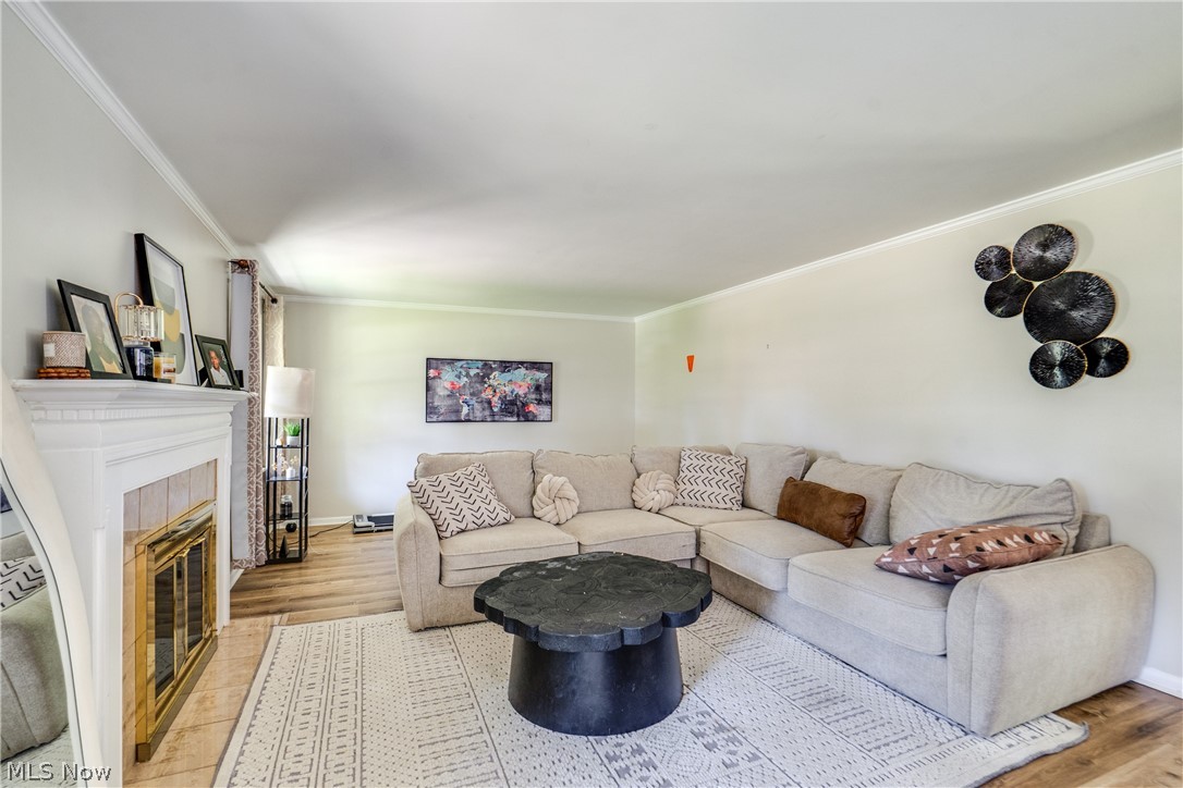 841 W Milton Street