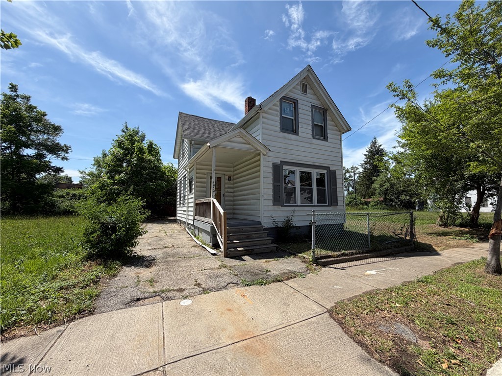 1052 E 72nd Street