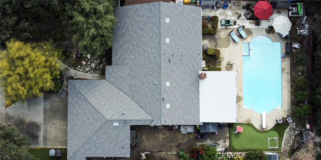 1925 Barrington Court