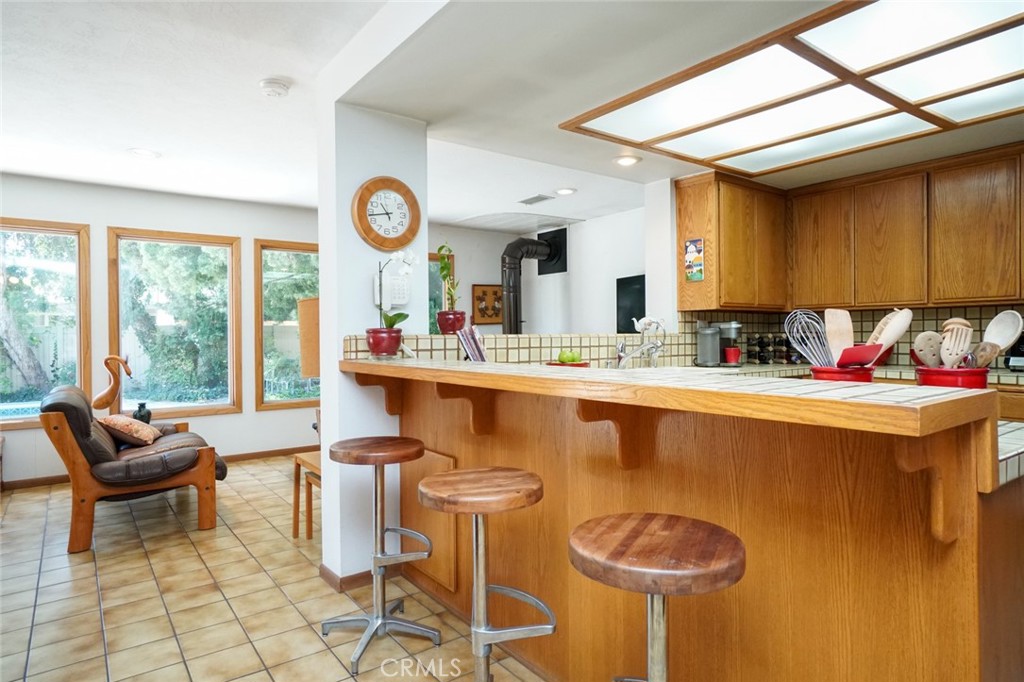 404 E Alvarado Street