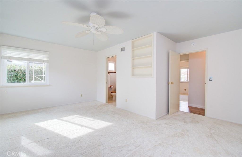 2954 Gladstone Street