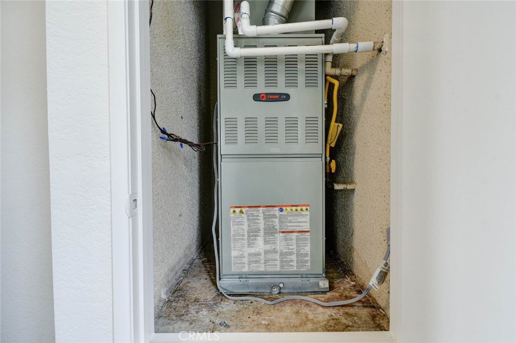 1706 S Mountain Avenue E