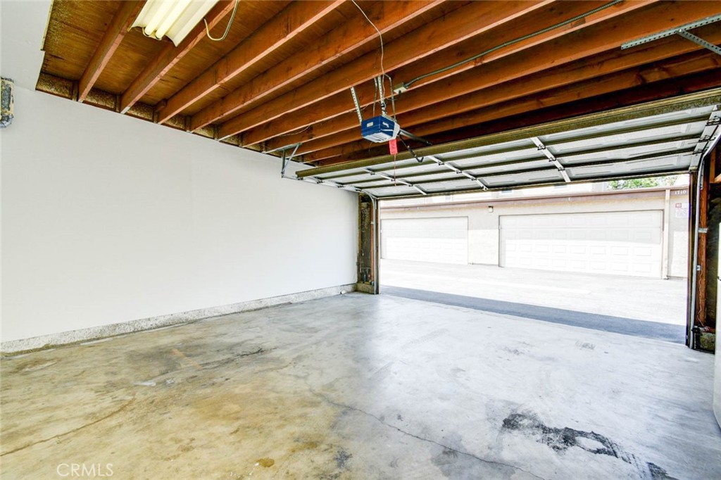 1706 S Mountain Avenue E