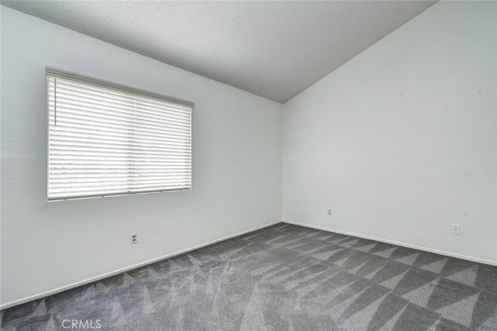 1706 S Mountain Avenue E