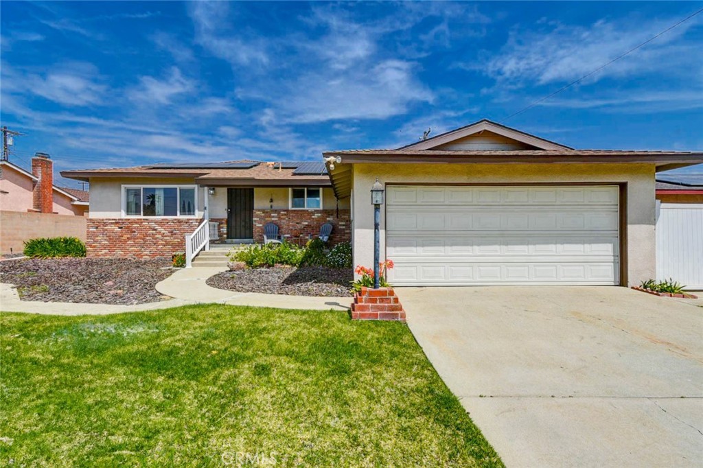 13030 Larrera Street