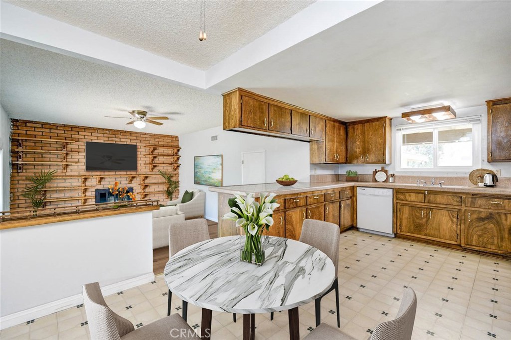 13030 Larrera Street