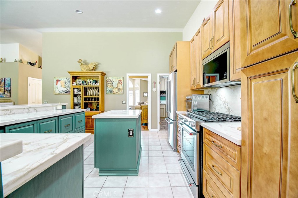 13634 Oak Mesa Drive