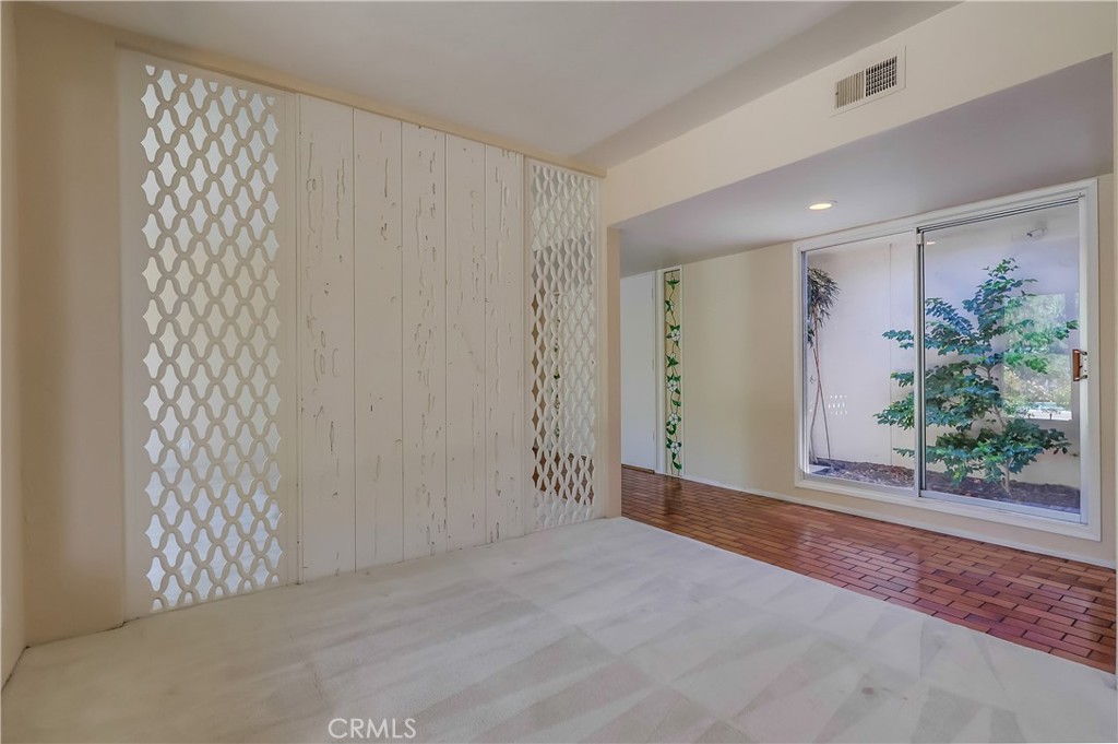 264 W Sonora