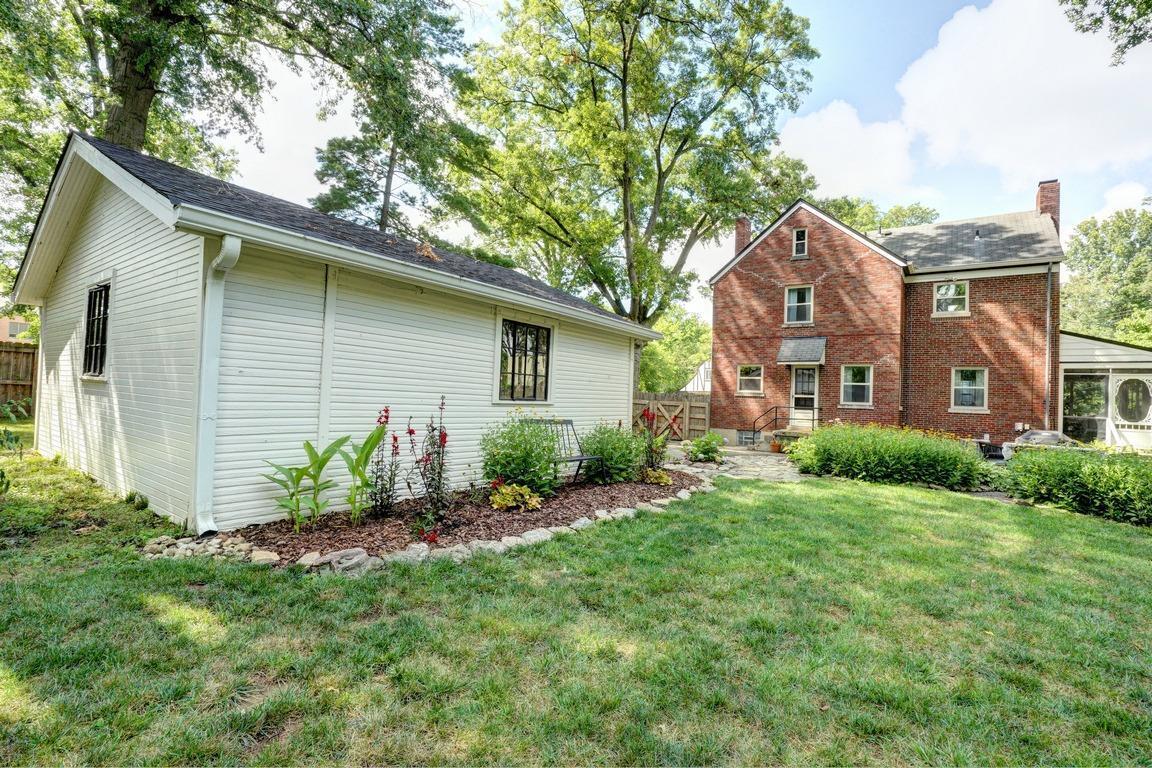 1203 Wionna Avenue