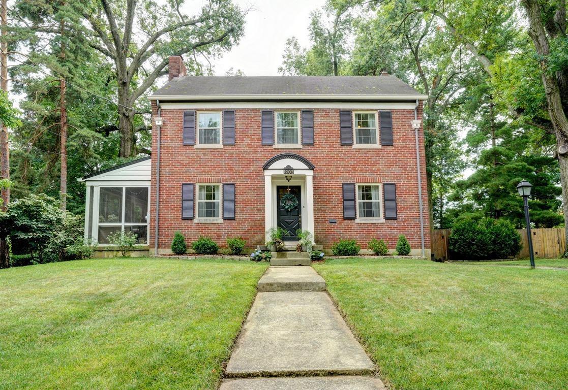 1203 Wionna Avenue