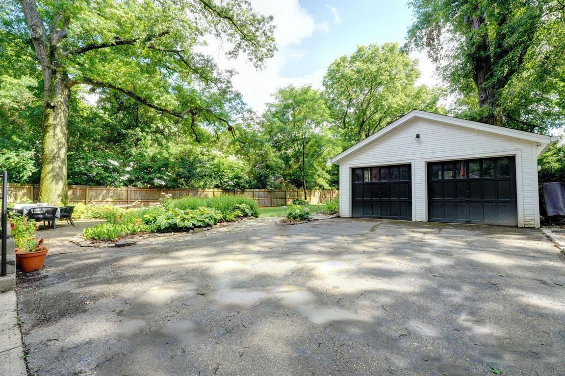 1203 Wionna Avenue