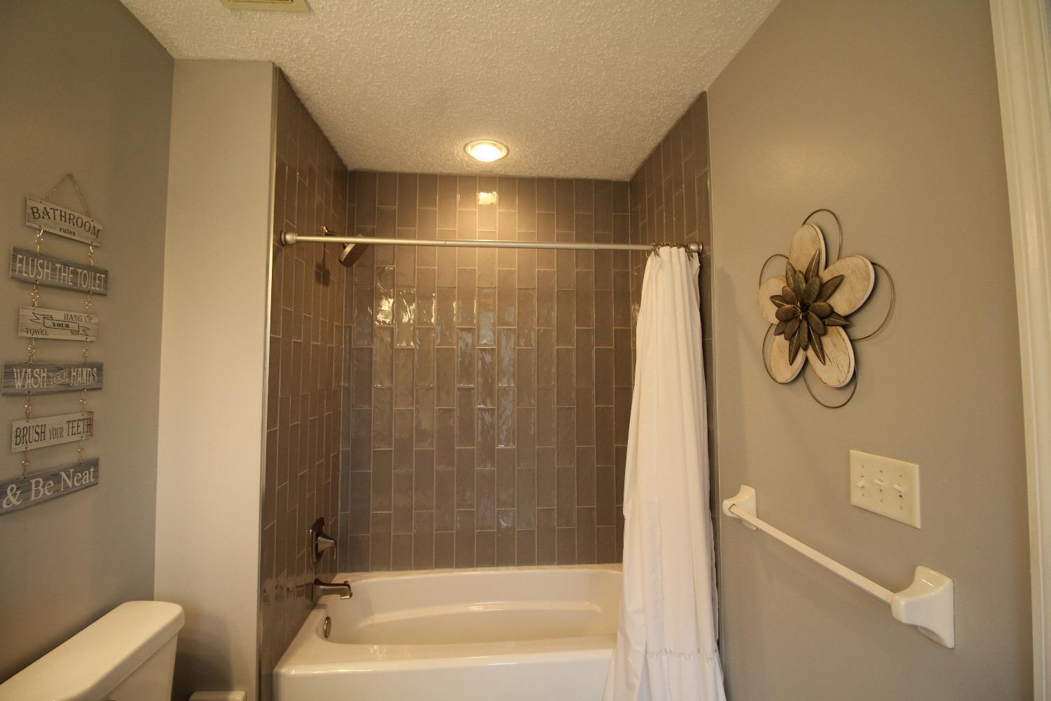 3654 Tammy Rae Court