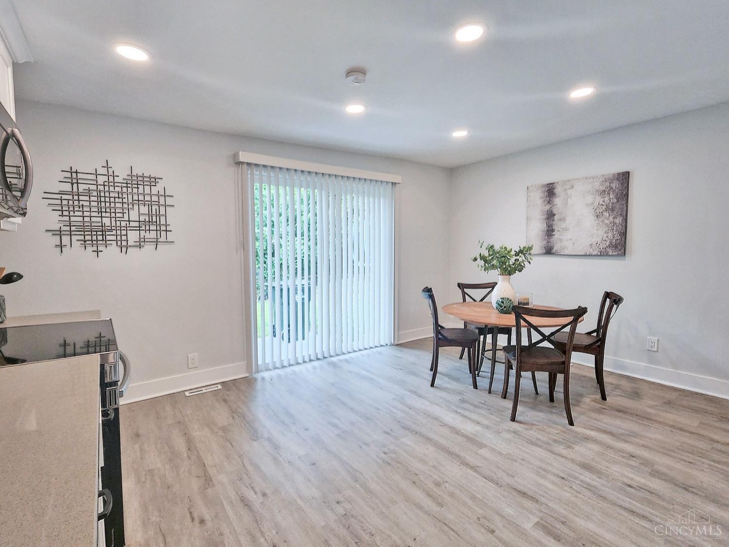 5462 Ehrling Road