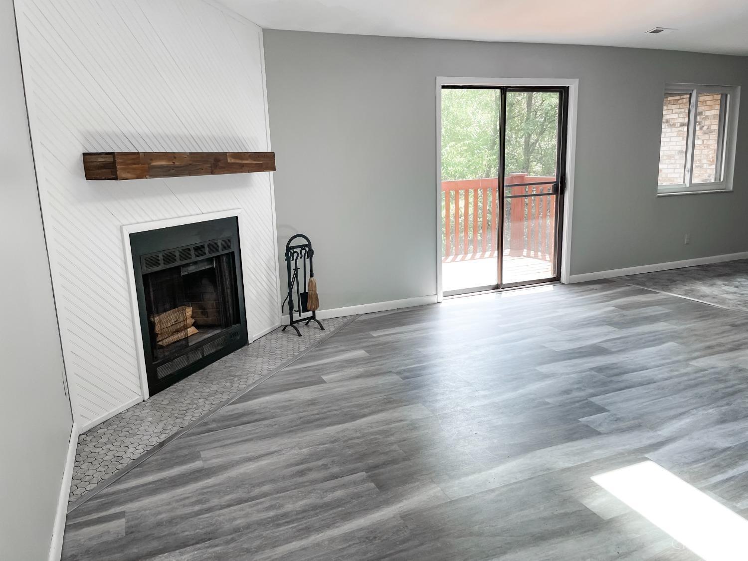9564 Woodland Hills Drive