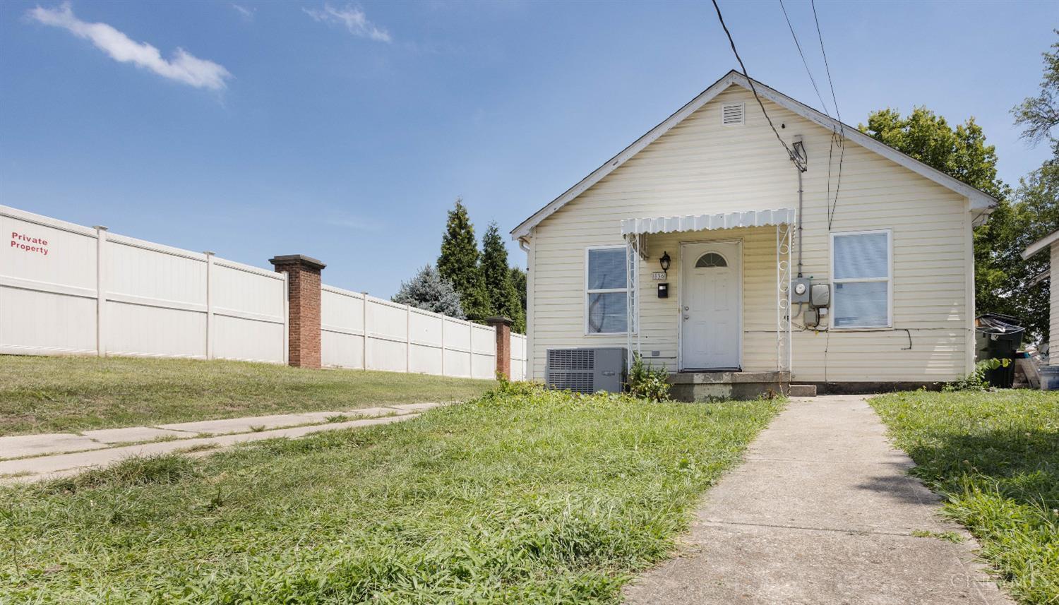 836 Willow Avenue