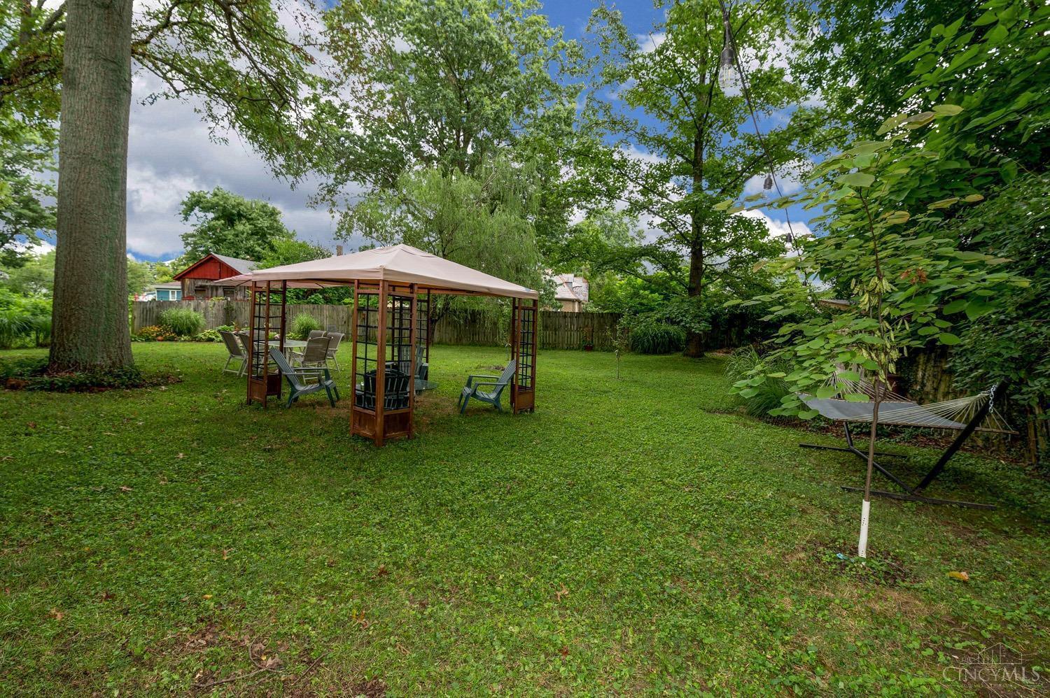 6322 Dawes Lane