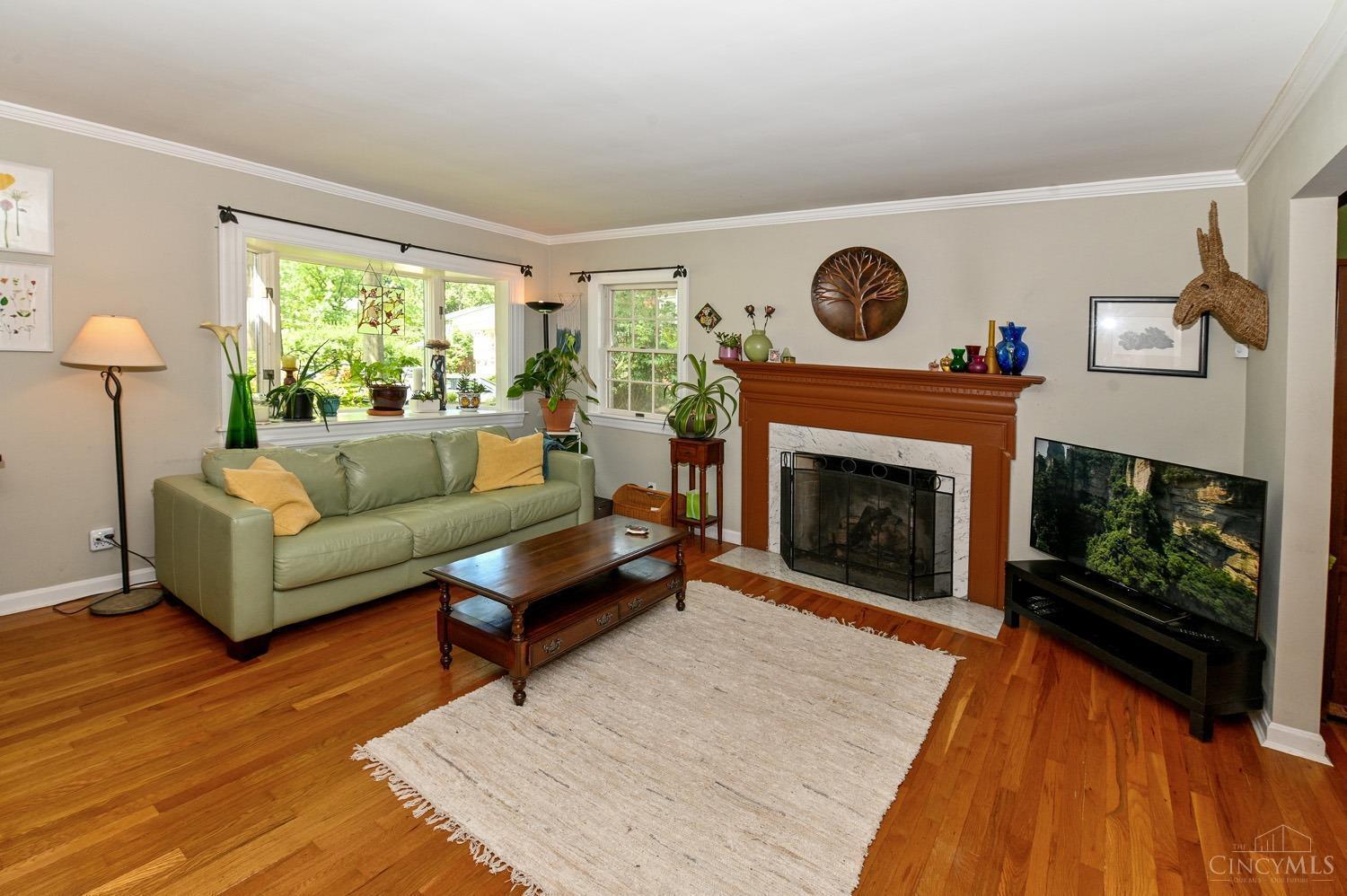 6322 Dawes Lane