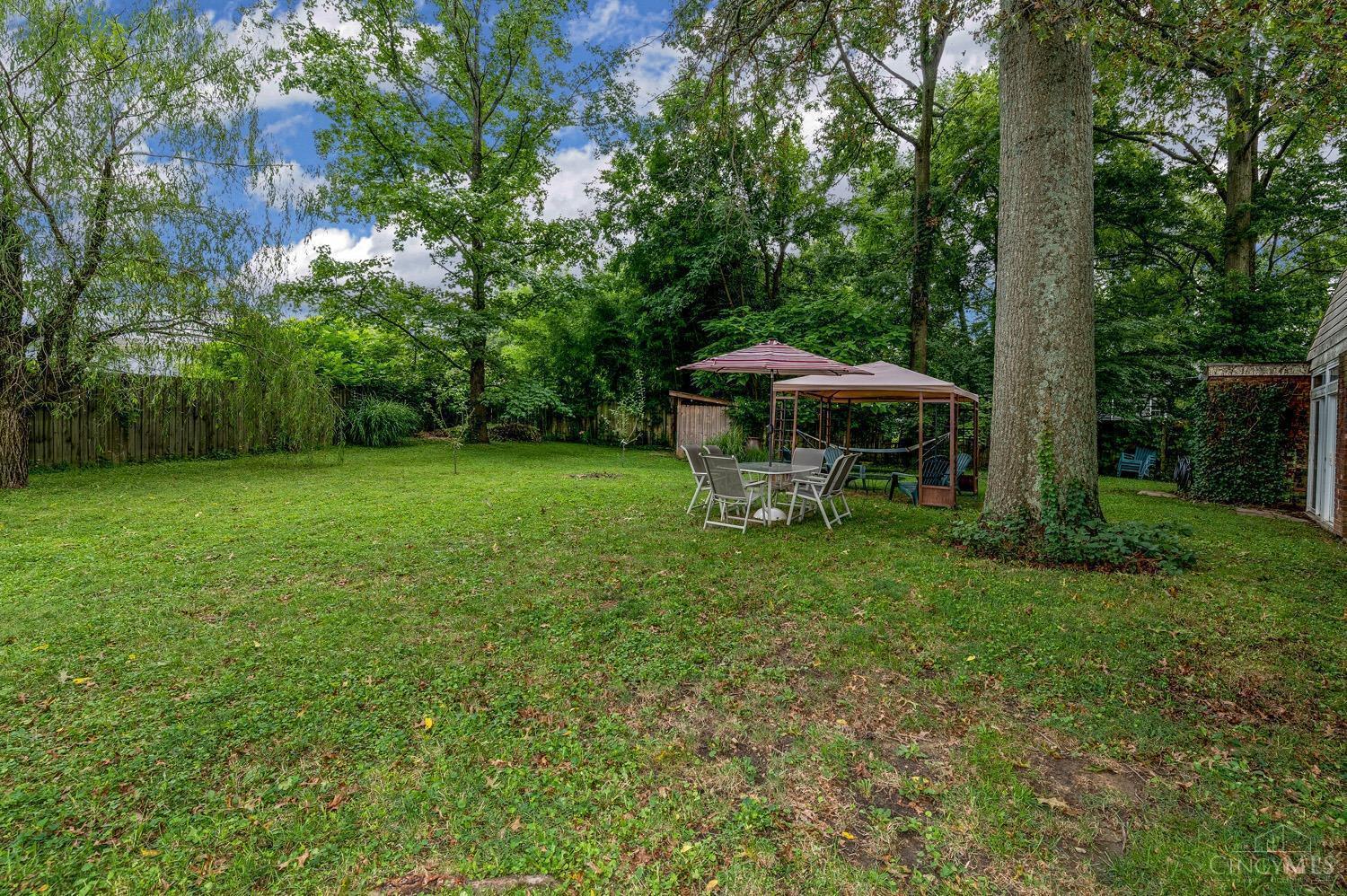6322 Dawes Lane