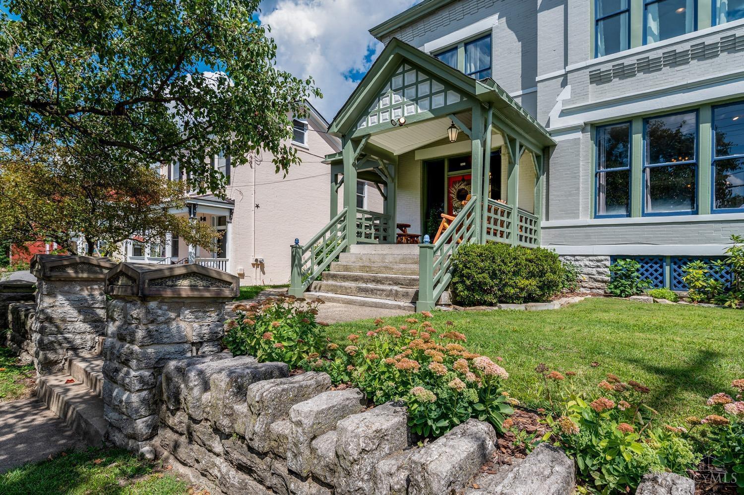 2522 May Street