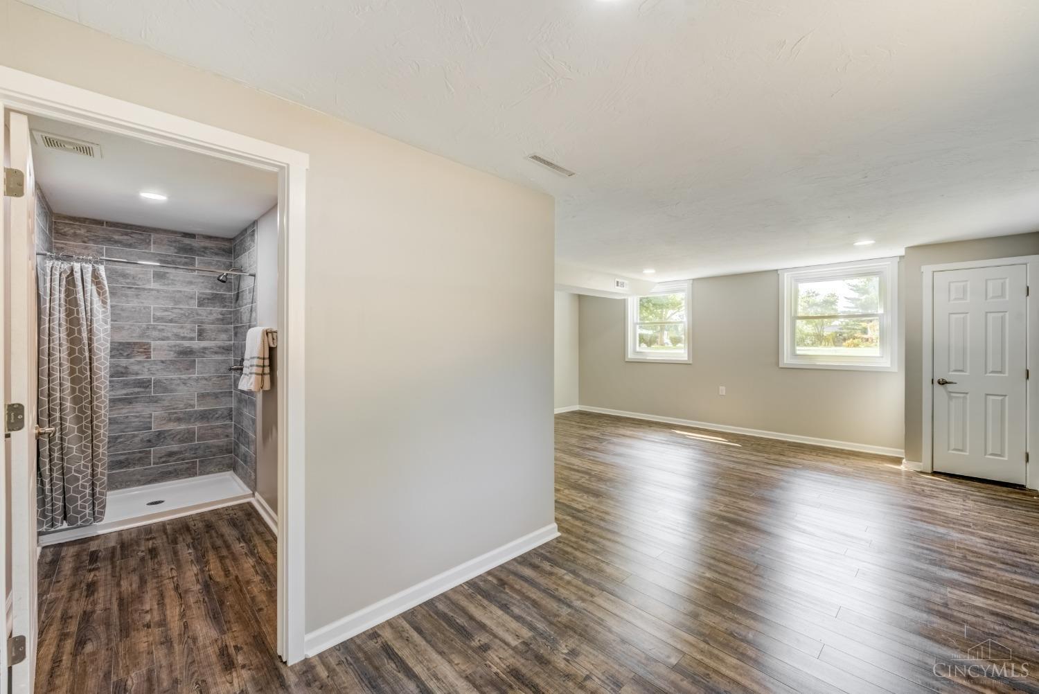 640 Lytle Place