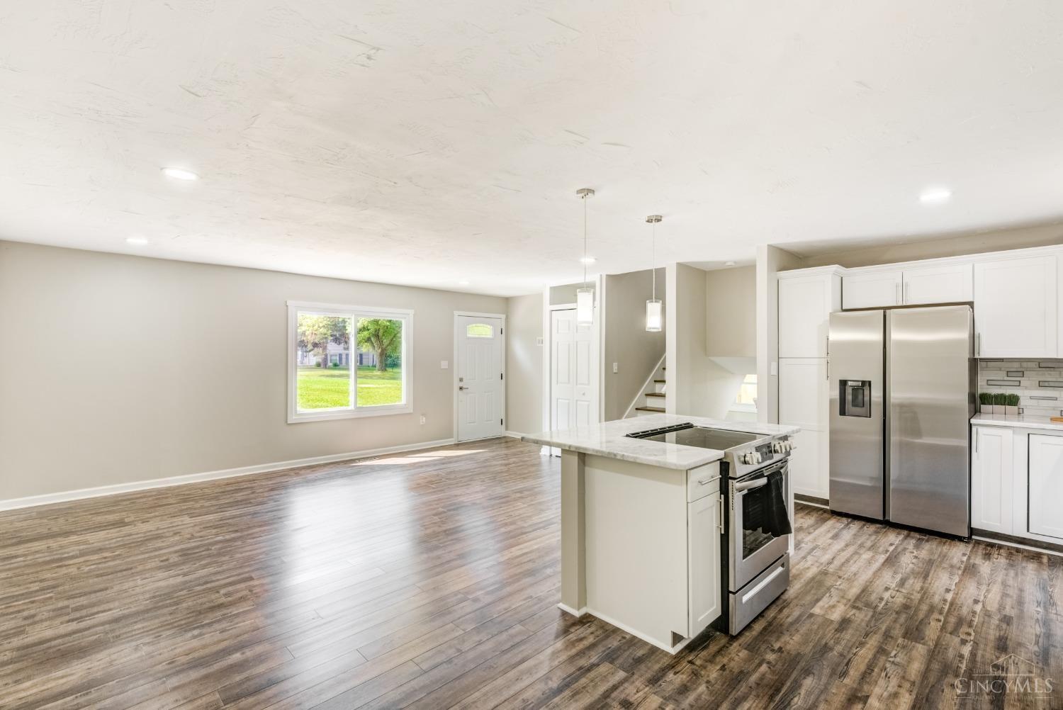 640 Lytle Place