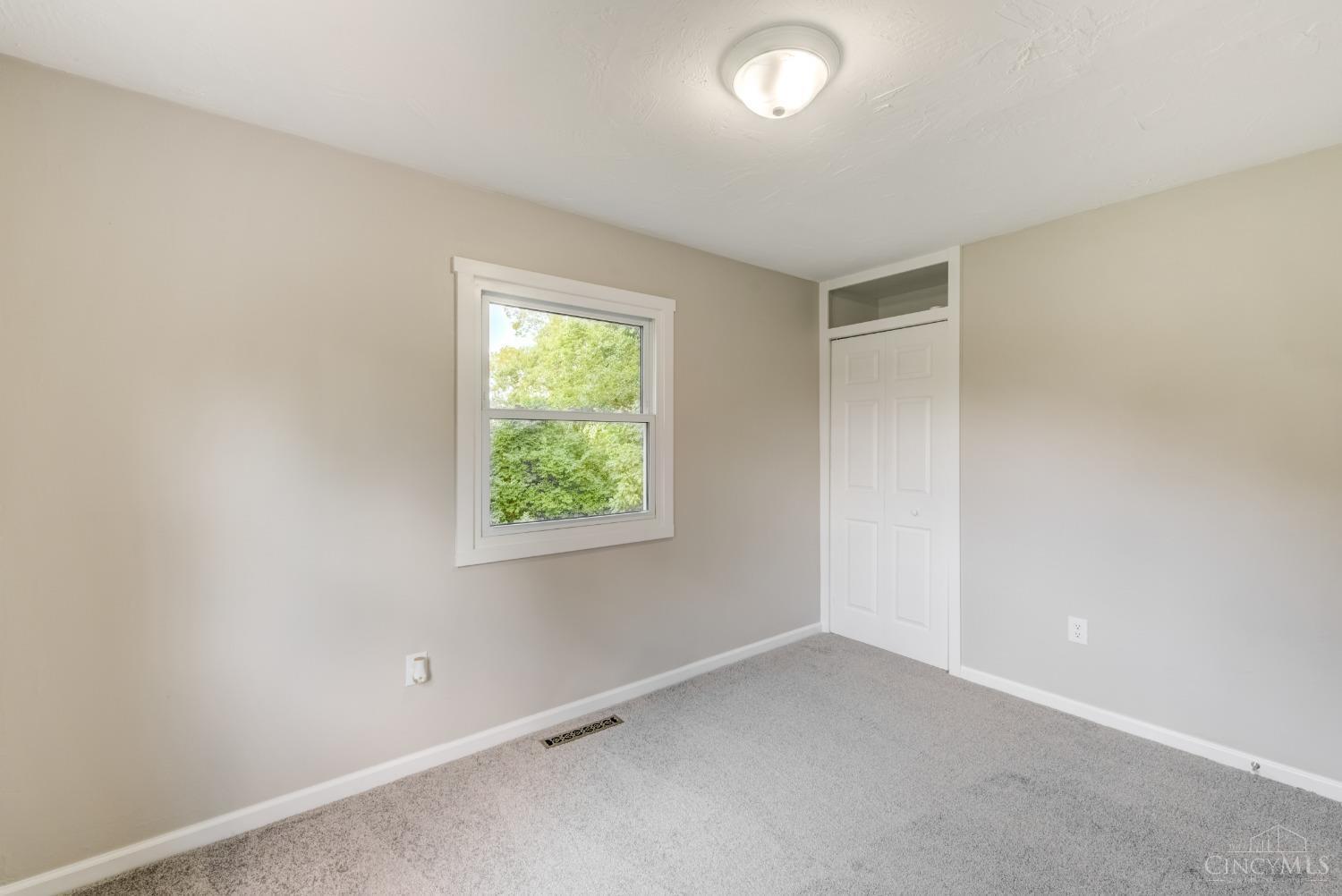 640 Lytle Place