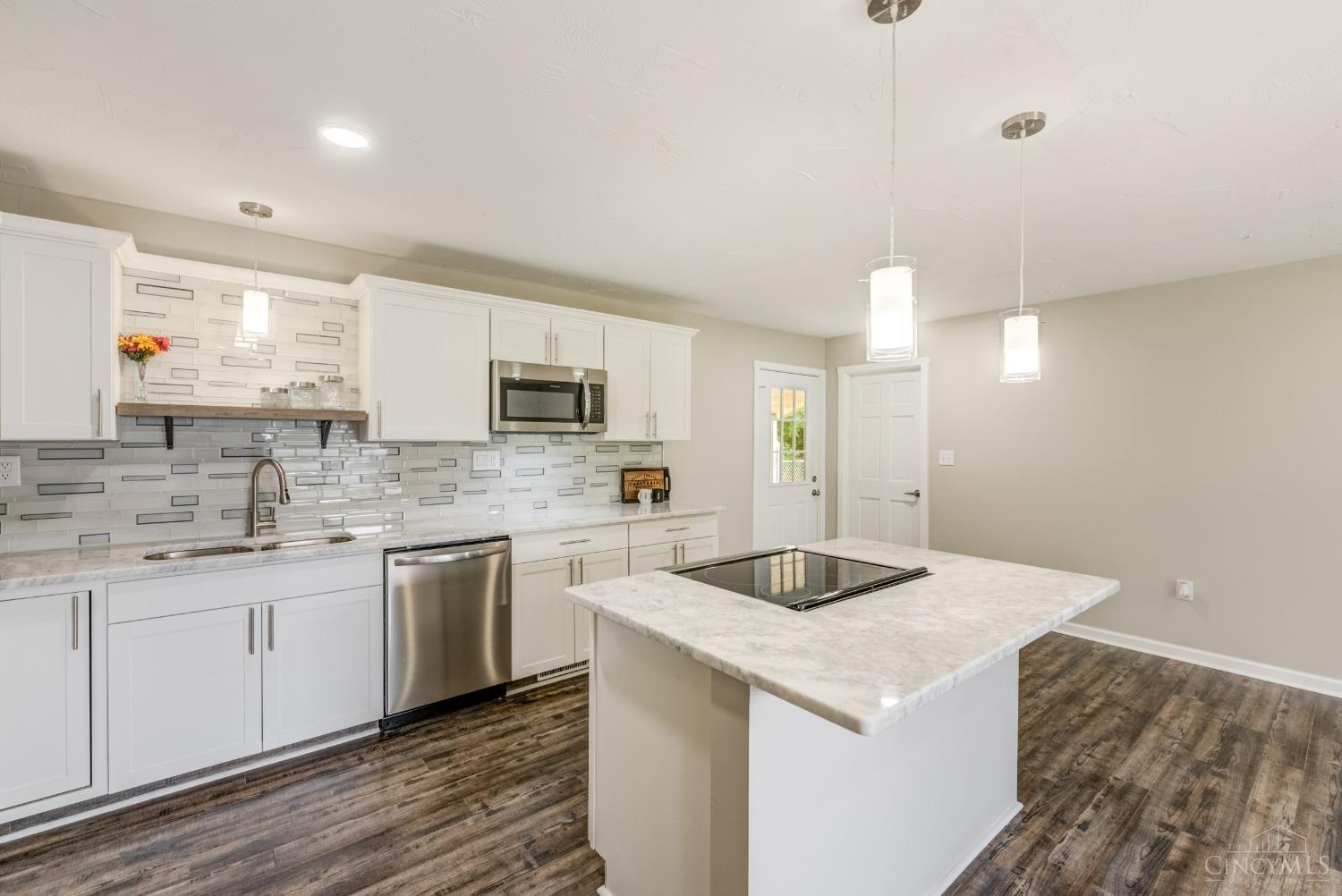 640 Lytle Place