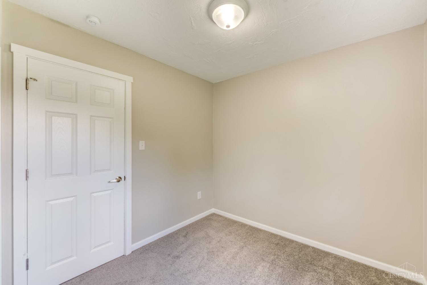 640 Lytle Place