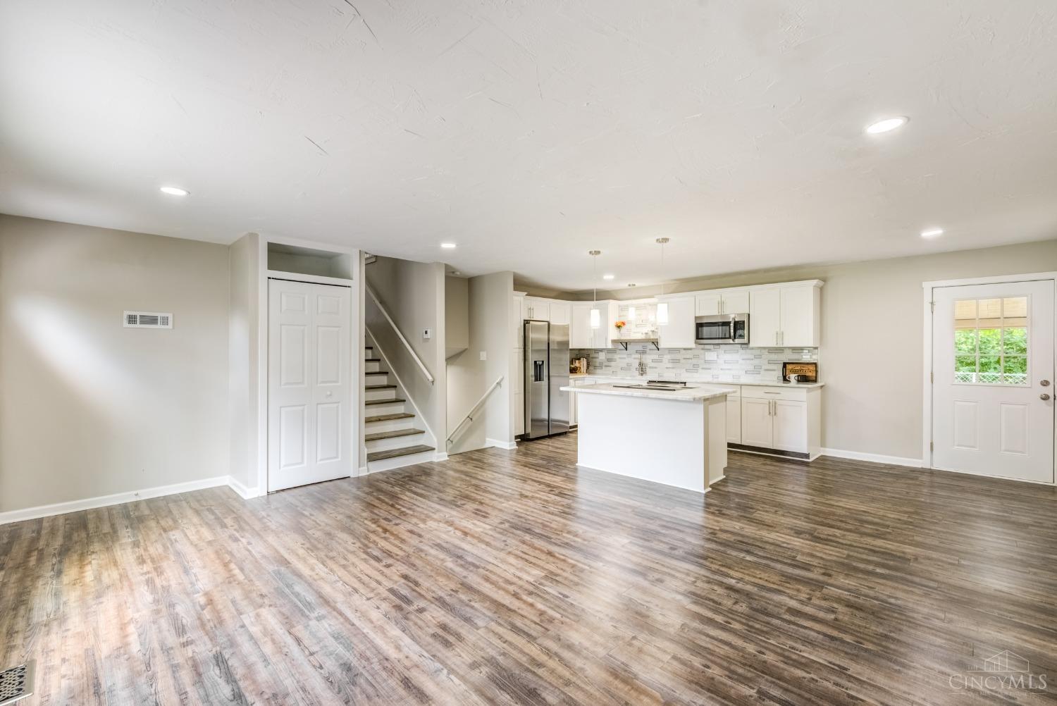 640 Lytle Place