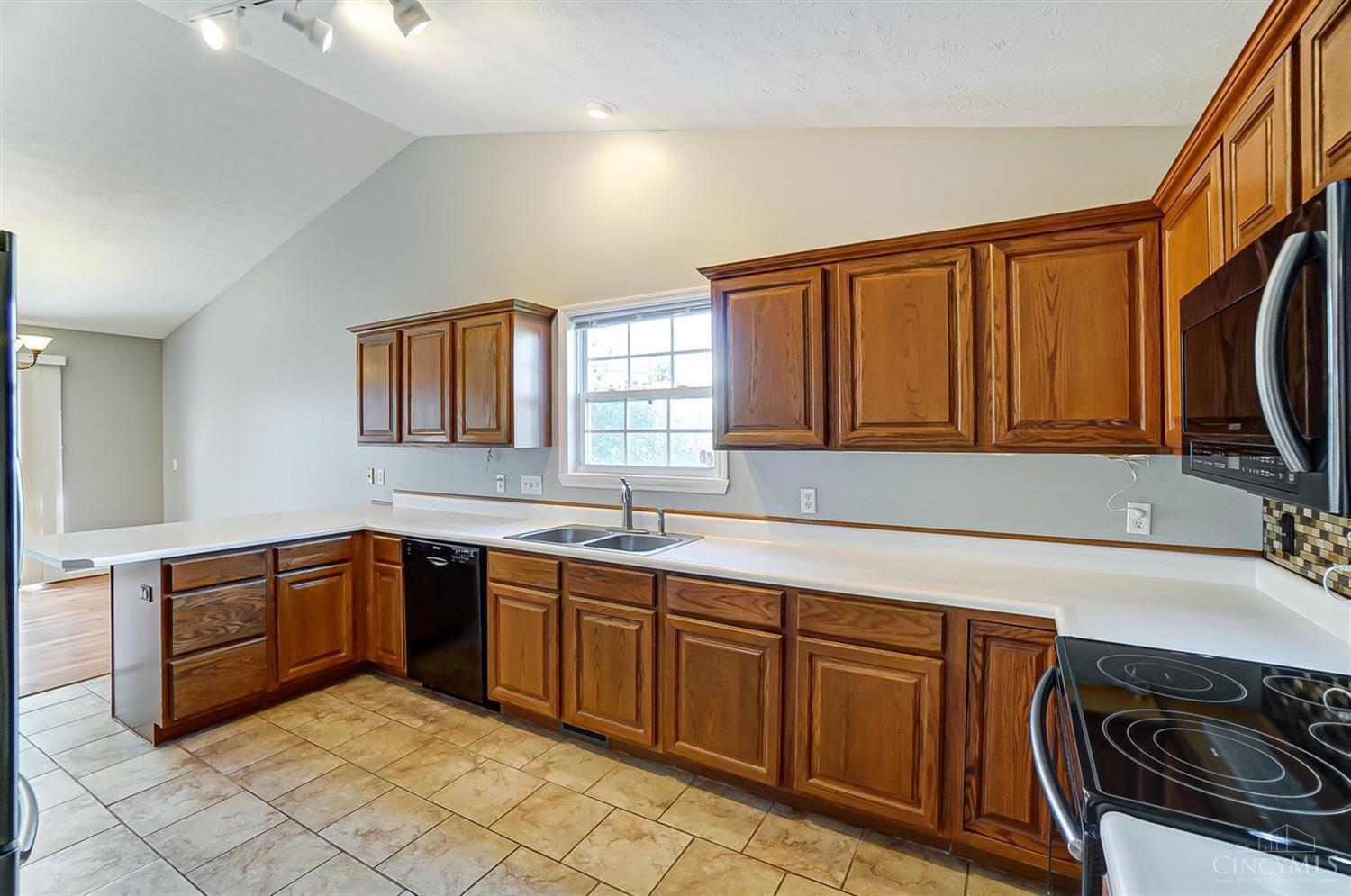 3065 Foxhound Drive