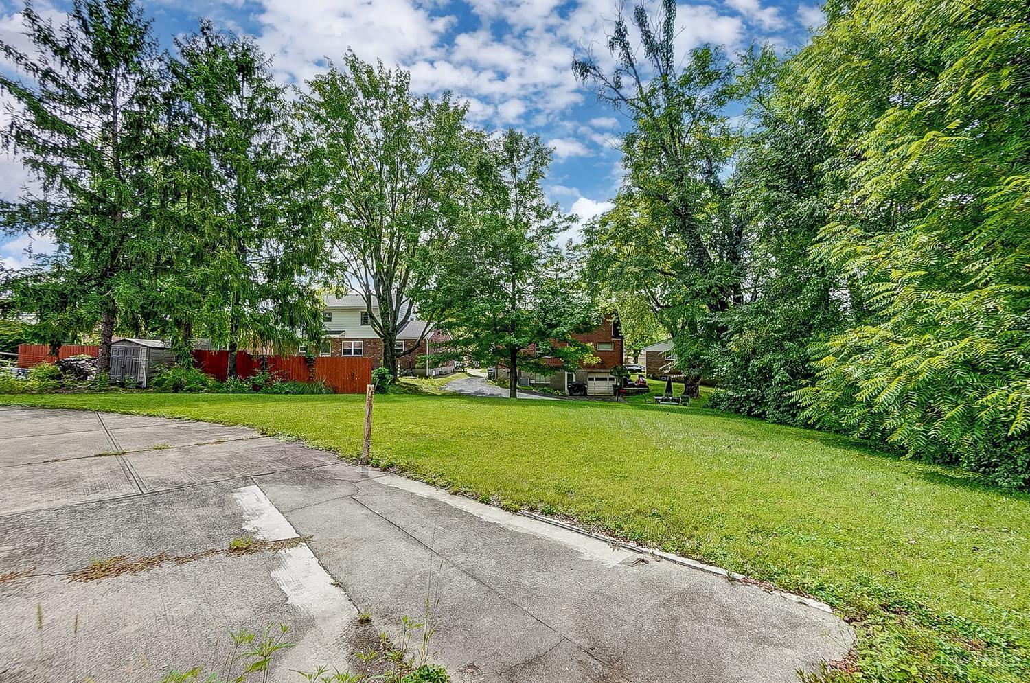 6043 Musketeer Drive
