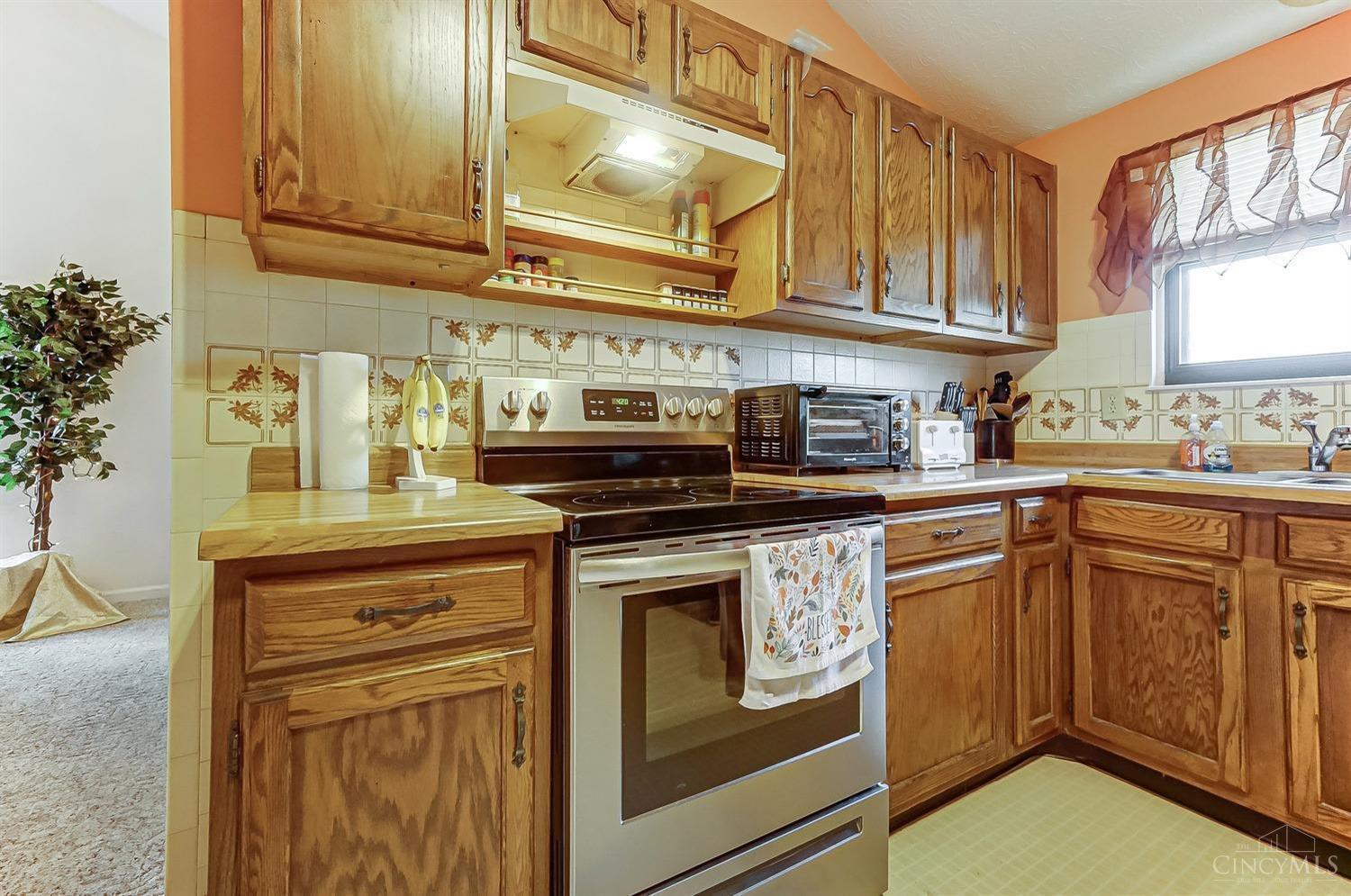 1372 Gumbert Drive