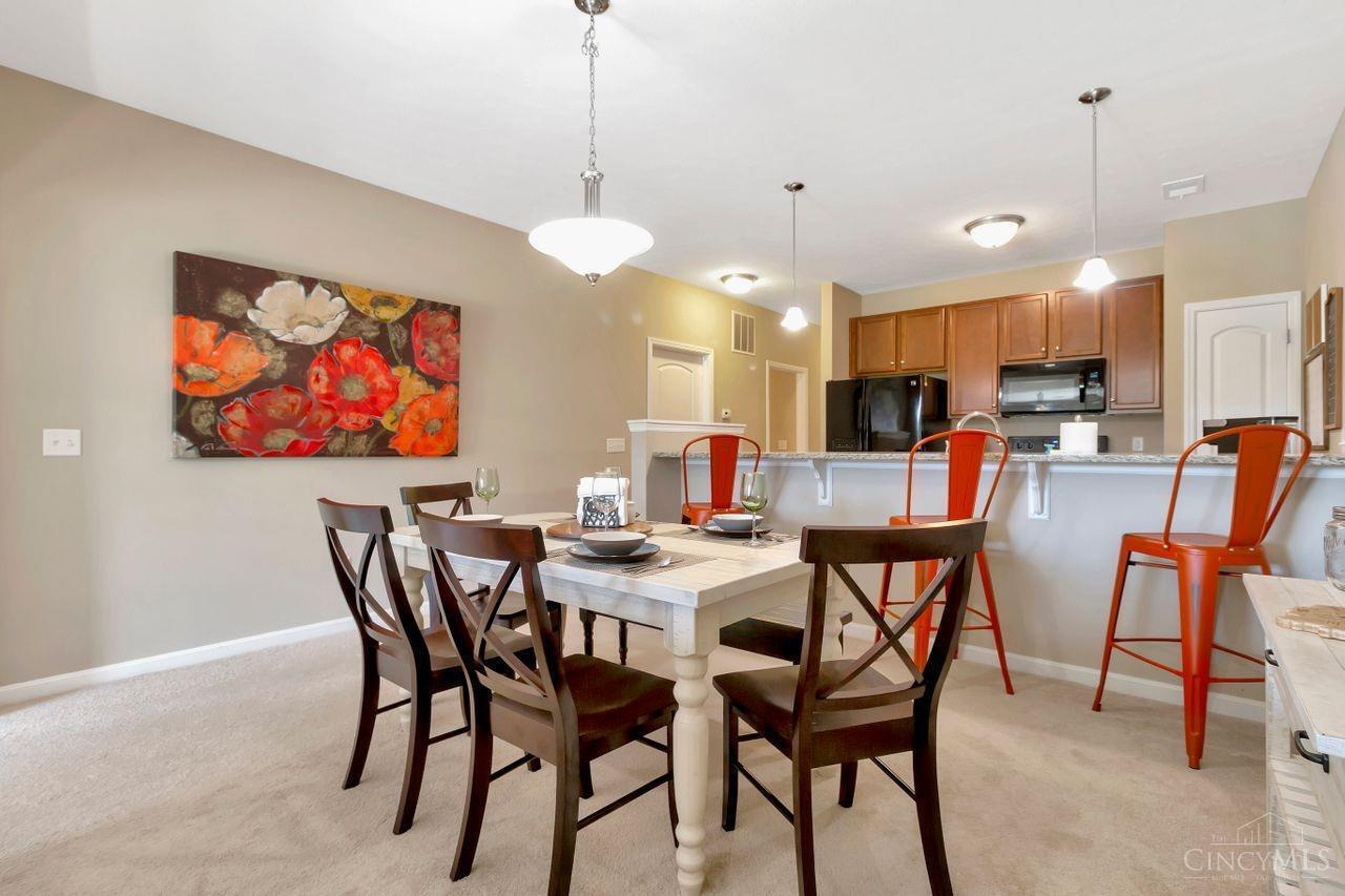 7286 Villa Lane