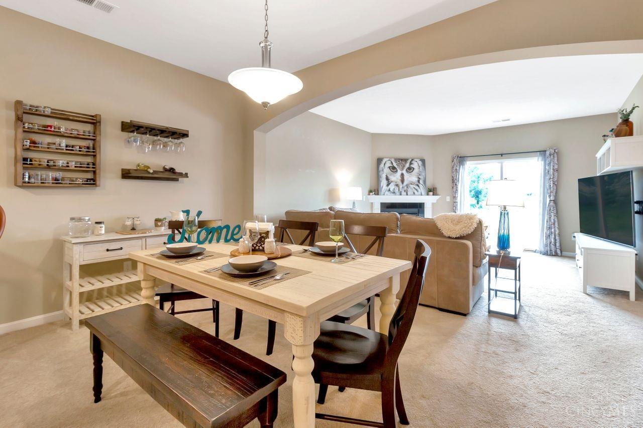 7286 Villa Lane