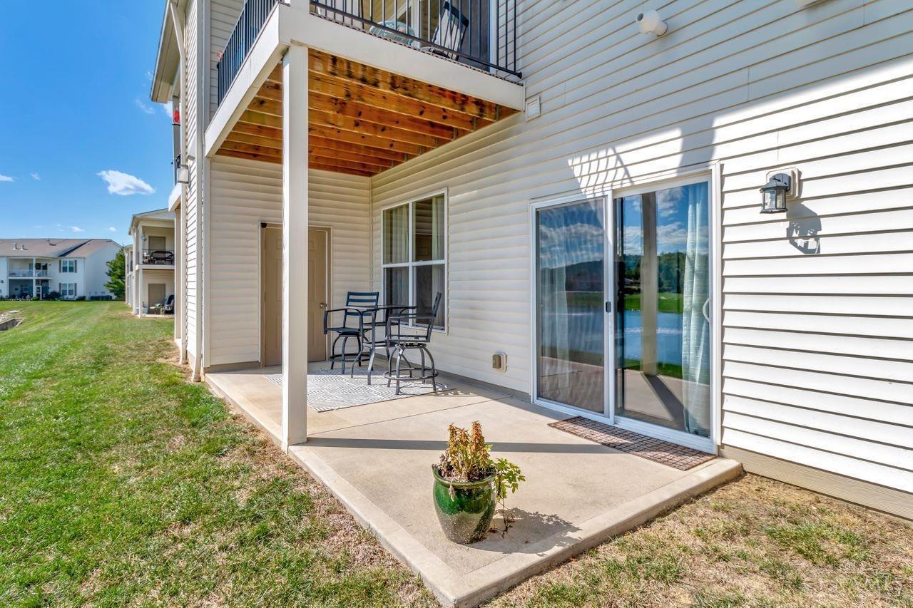 7286 Villa Lane