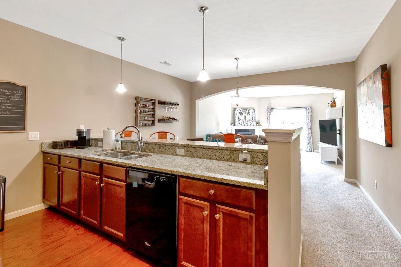7286 Villa Lane