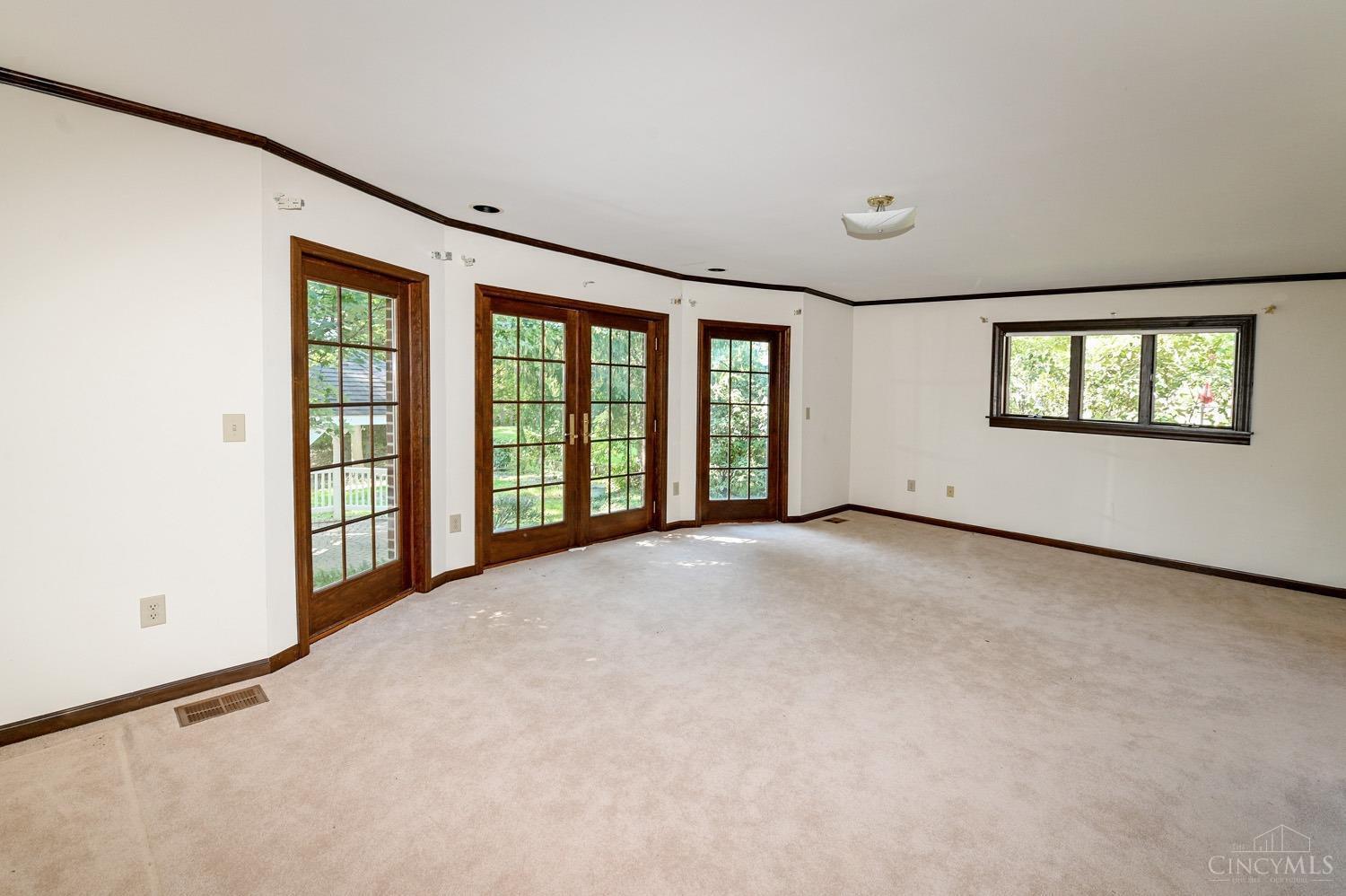 615 Marview Terrace