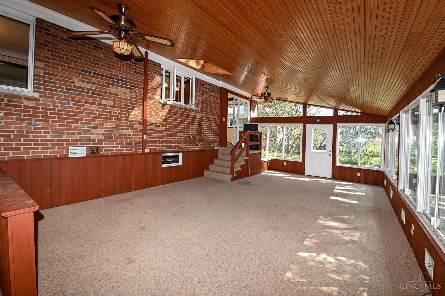 615 Marview Terrace