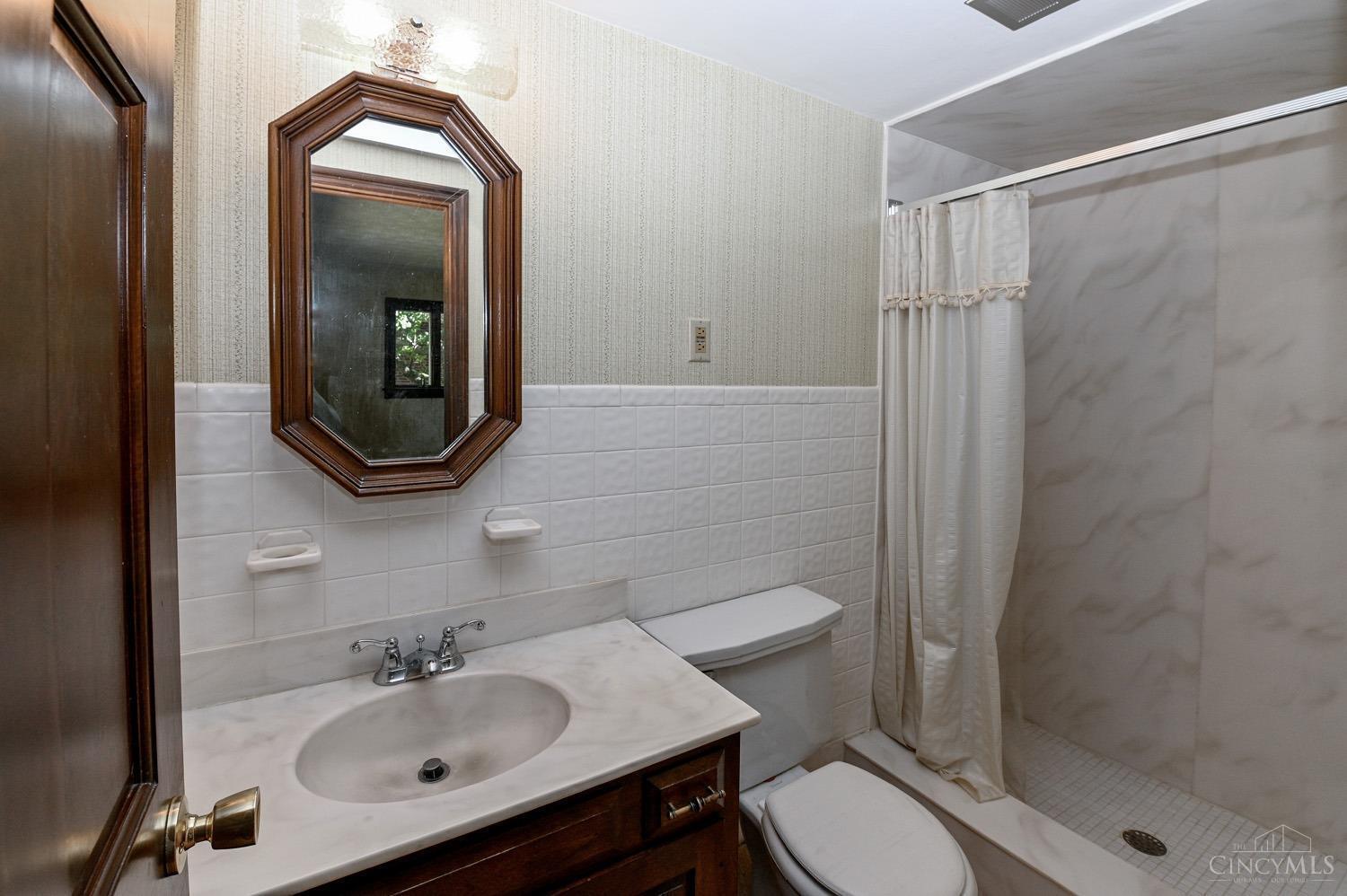 615 Marview Terrace