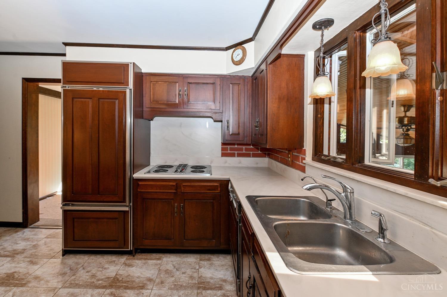 615 Marview Terrace