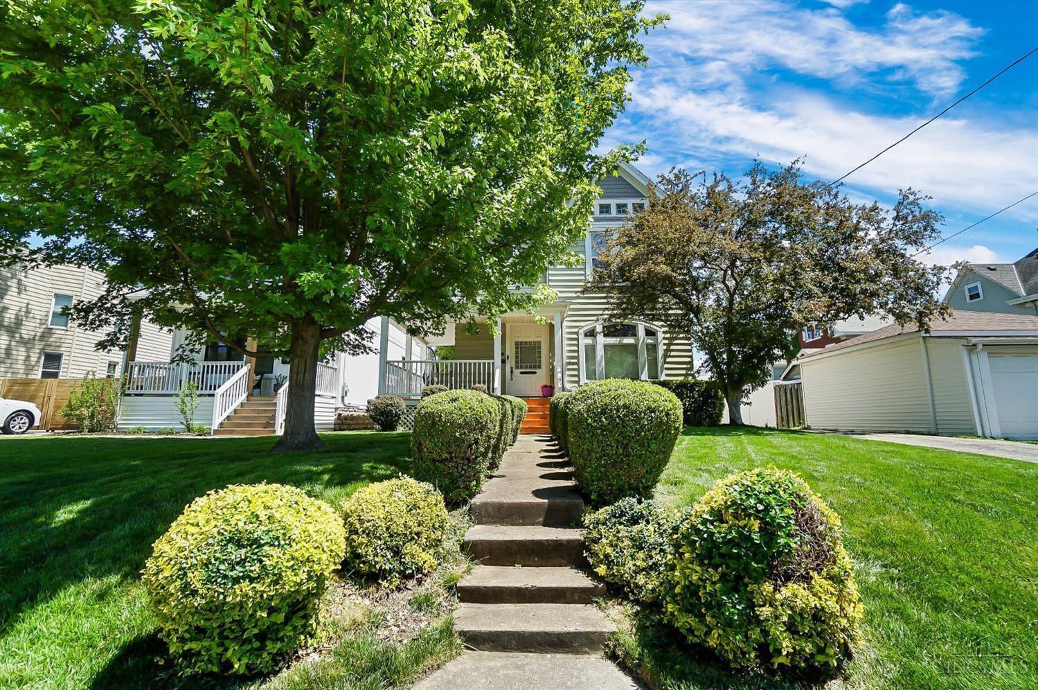 2320 Adams Avenue