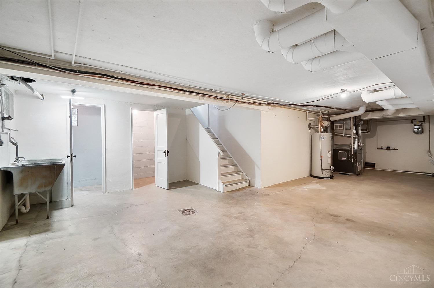 7225 Silver Crest Drive
