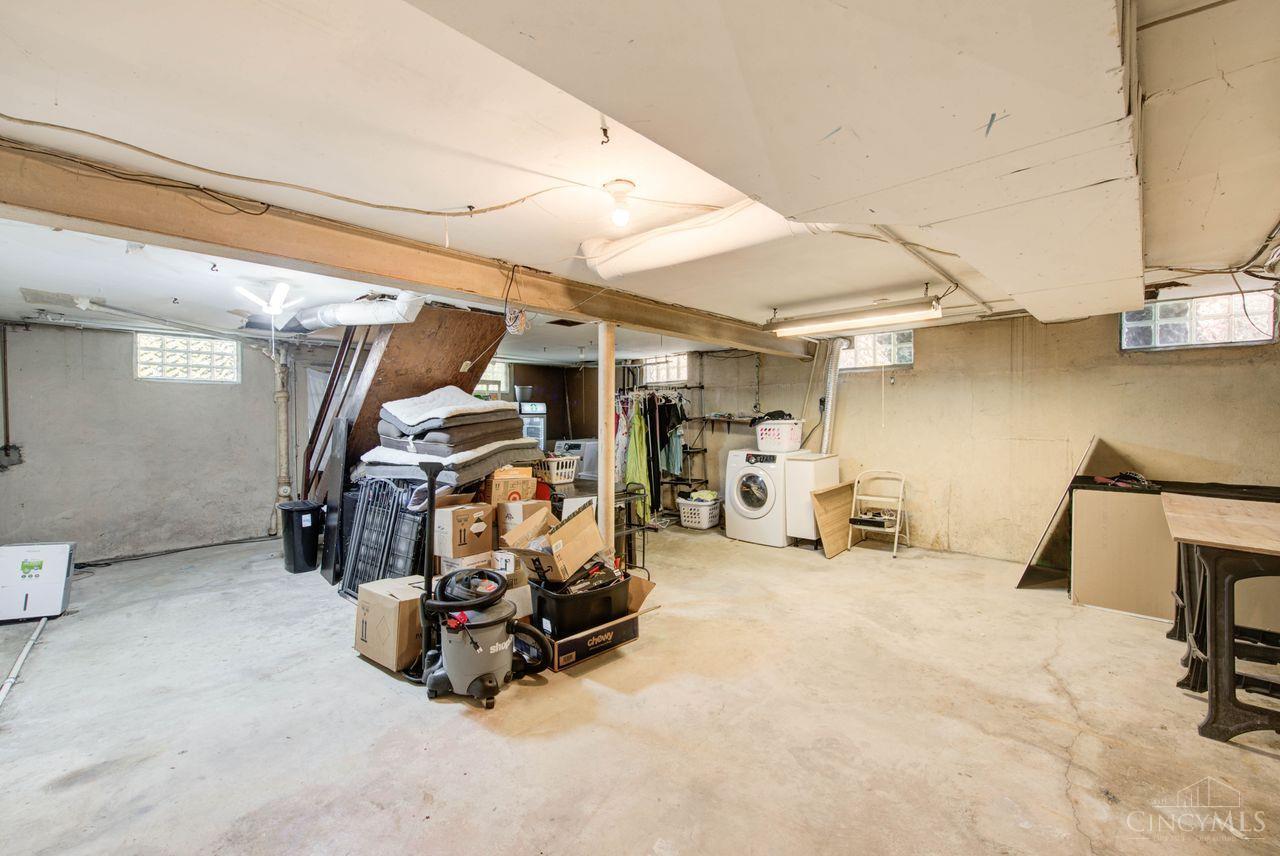 4998 Mt Alverno Road