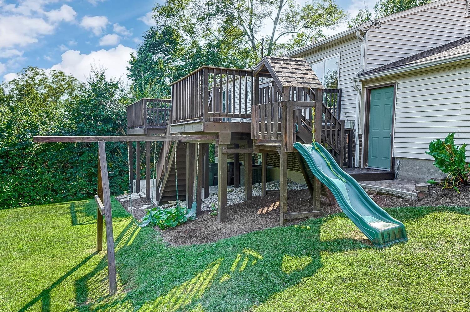 8669 Enchanted Way