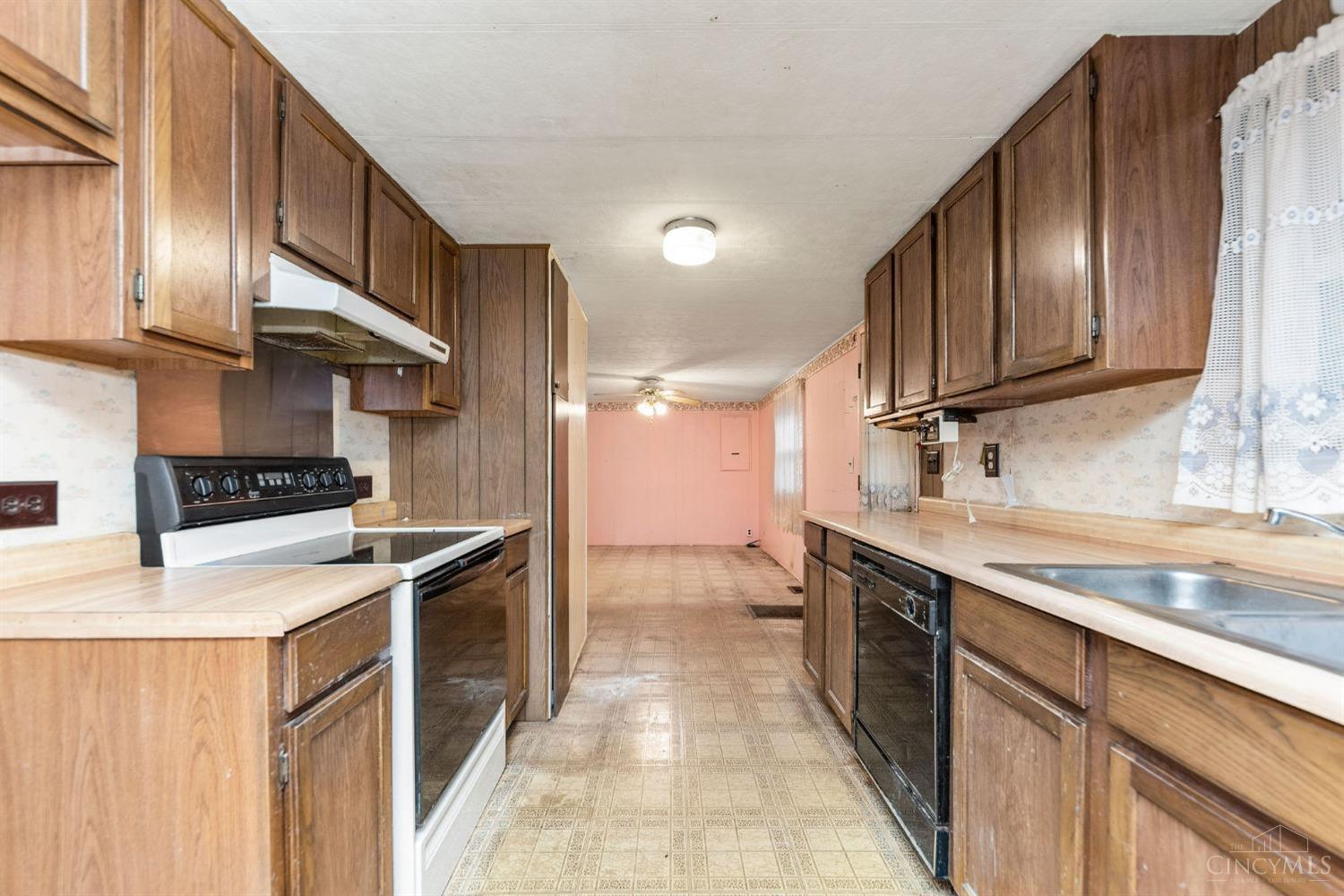 7356 Staten Road
